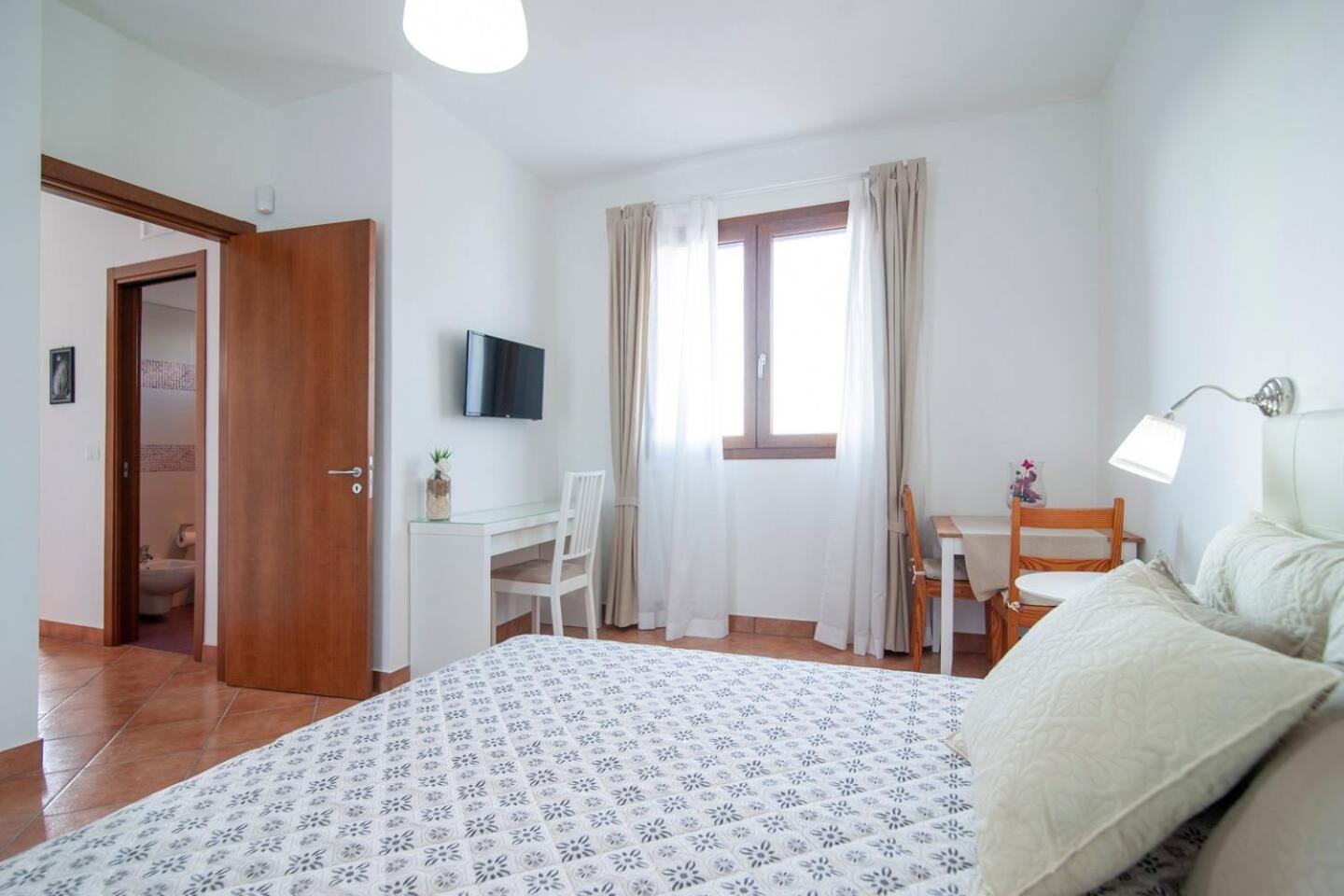 La Dimora Dei Conti Bed & Breakfast Collemeto Ngoại thất bức ảnh